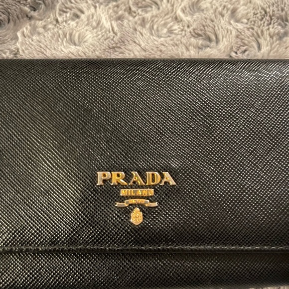 PRADA LEATHER WALLET✨ “2000’s” - Picture 6 of 7